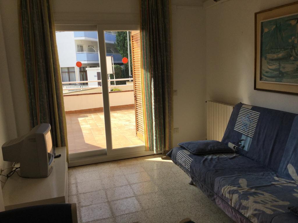 Apartamentos Eva Costa Brava Exteriör bild